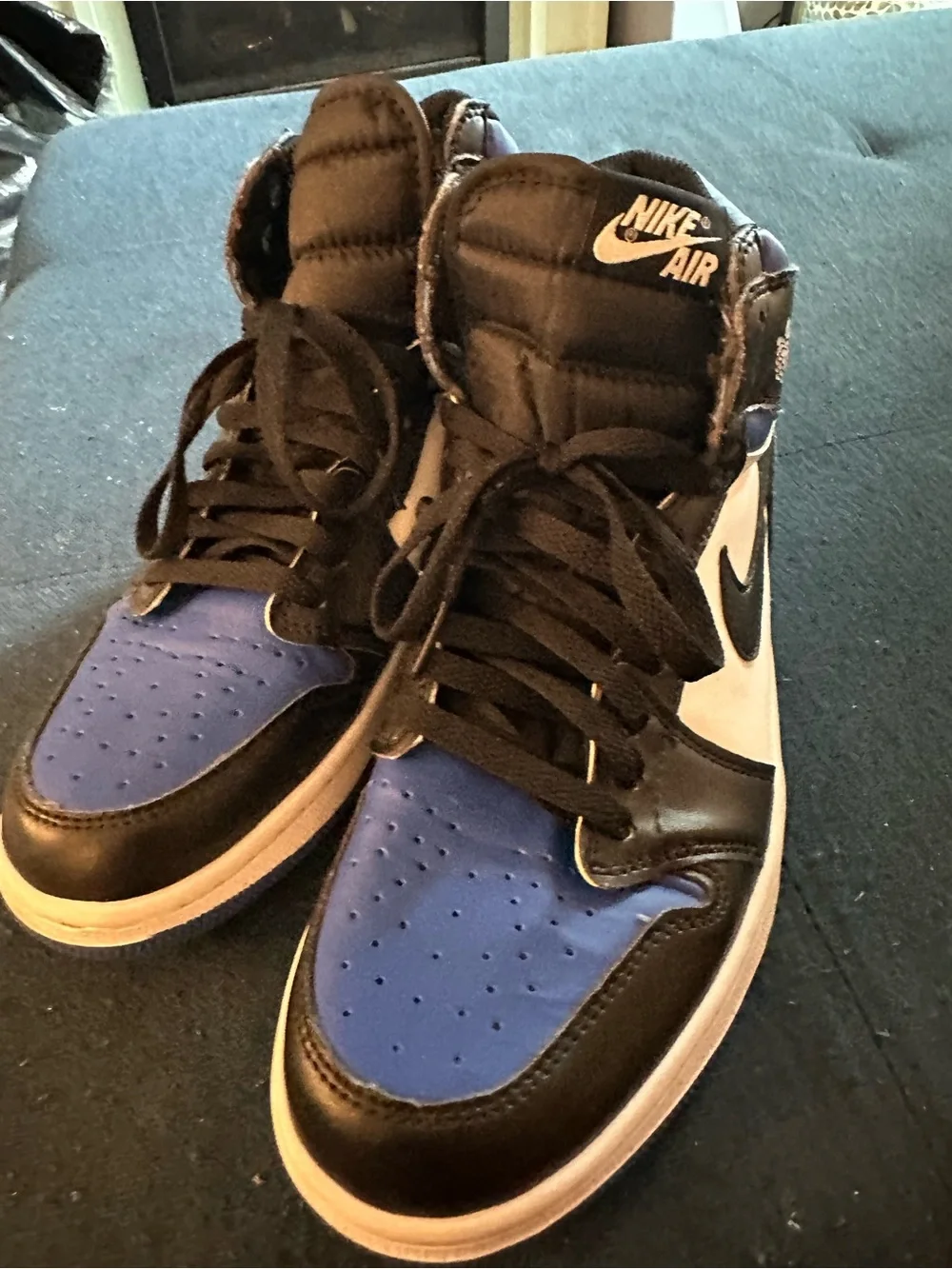 Nike High Top Sneakers - Black/Blue/White